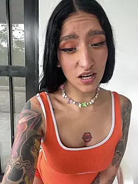 Snapshot of Scaarlettfox chatting on February 19, 2026, 6:37 pm Scaarlettfox online show from February 19, 2026, 6:37 pm