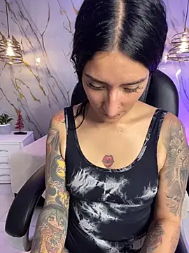 Snapshot of Scaarlettfox chatting on February 23, 2026, 7:22 pm Scaarlettfox online show from February 23, 2026, 7:22 pm