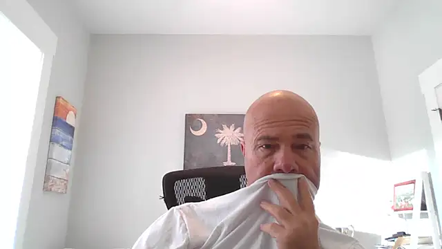 cyclone1212 online show from November 25, 2025, 1:11 pm