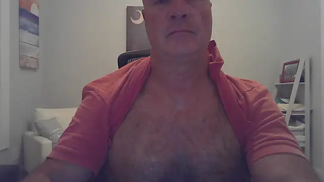 cyclone1212 online show from May 7, 2026, 9:14 am