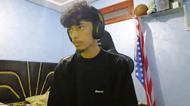 Dark DesireX online show from November 6, 2025, 4:41 pm