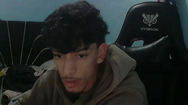 Snapshot of Dark_DesireX chatting on February 4, 2026, 11:42 pm Dark DesireX online show from February 4, 2026, 11:42 pm