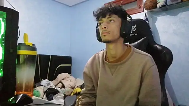 Snapshot of Dark_DesireX chatting on February 14, 2026, 11:56 pm Dark DesireX online show from February 14, 2026, 11:56 pm