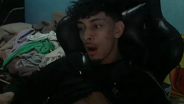 Dark DesireX online show from April 16, 2026, 11:07 pm