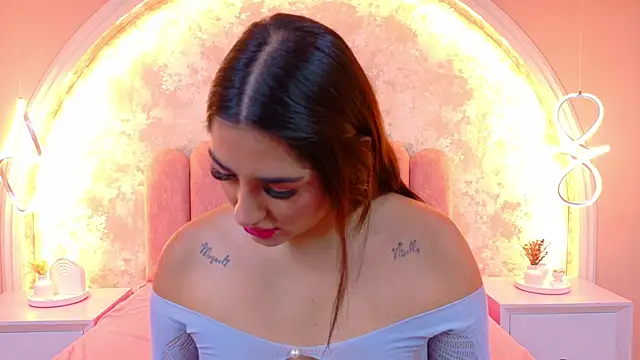 JasmineRhodes online show from February 2, 2026, 1:32 pm