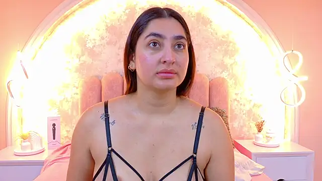 JasmineRhodes online show from March 2, 2026, 12:12 pm