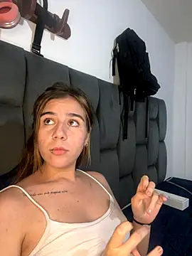 AllieYourGirl online show from November 26, 2025, 11:39 pm