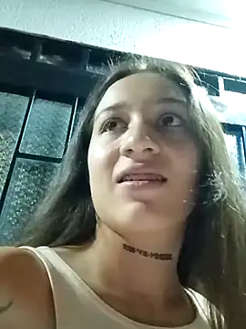 Arii collins1 online show from October 3, 2025, 4:53 am