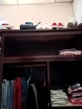 Arii collins1 online show from October 12, 2025, 5:12 pm