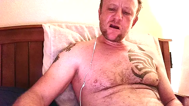Yournaughty online show from June 14, 2026, 4:36 am