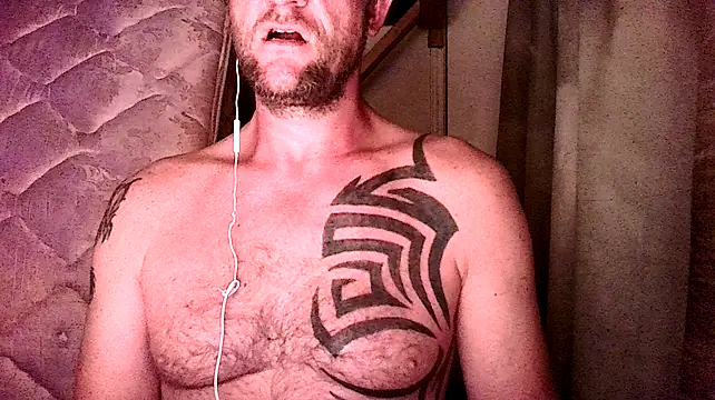 Yournaughty online show from July 4, 2026, 7:36 am