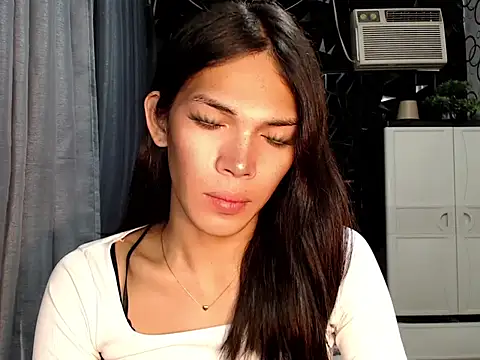 Snapshot of ladyhotcuming chatting on June 15, 2026, 8:00 pm ladyhotcuming online show from June 15, 2026, 8:00 pm