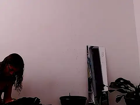 saara johnson496 online show from October 28, 2025, 3:58 pm