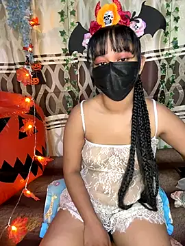 Ariana  Marie online show from October 31, 2025, 3:29 am