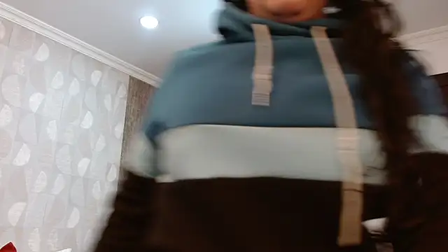 Snapshot of elamurray chatting on November 20, 2025, 11:10 am elamurray online show from November 20, 2025, 11:10 am