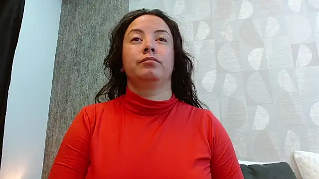 Snapshot of elamurray chatting on December 5, 2025, 11:41 am elamurray online show from December 5, 2025, 11:41 am