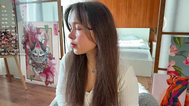 PlumyBun online show from April 19, 2026, 12:11 am