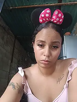 Fernanda30 online show from July 31, 2026, 7:57 pm