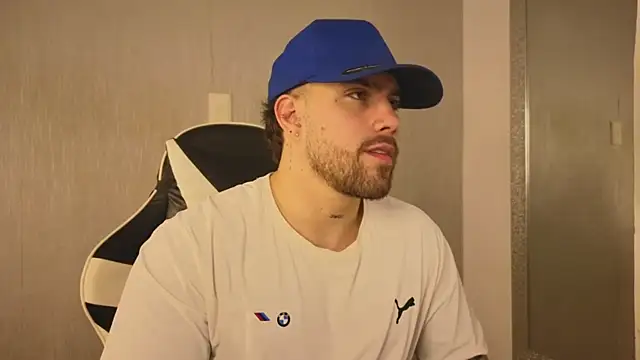 Ades Lowe online show from November 14, 2025, 12:59 pm