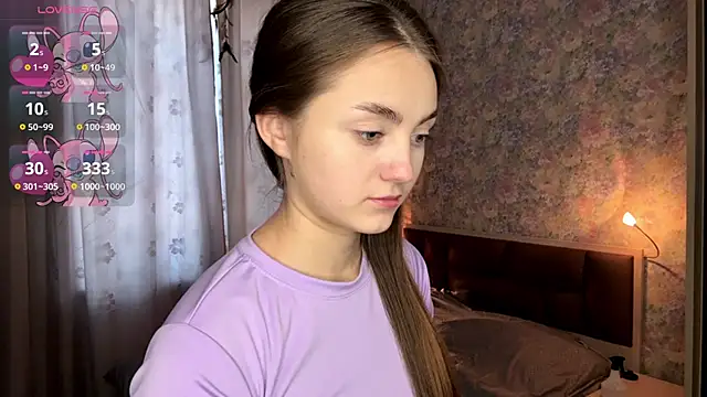 Snapshot of LoraDavi chatting on February 18, 2026, 8:43 am LoraDavi online show from February 18, 2026, 8:43 am