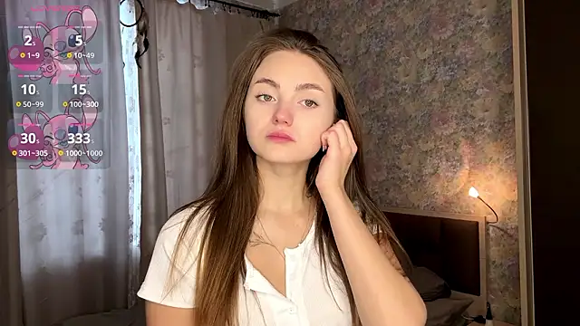 Snapshot of LoraDavi chatting on February 25, 2026, 7:18 am LoraDavi online show from February 25, 2026, 7:18 am