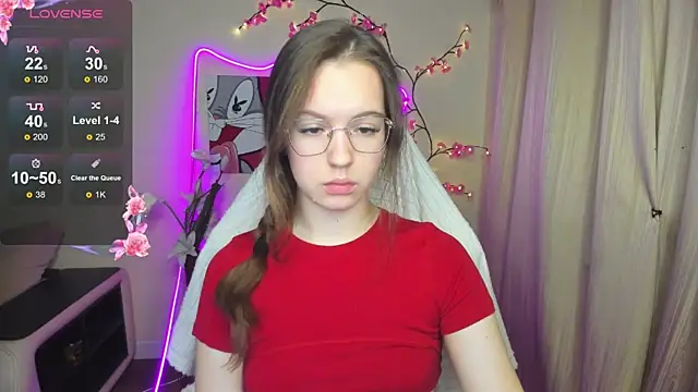 ShalinaMontana online show from December 5, 2025, 3:41 pm