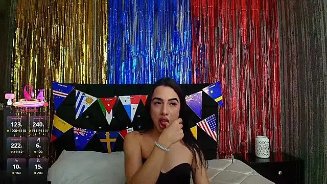 Alicee Moonn online show from June 11, 2026, 9:35 pm