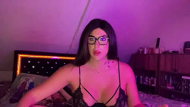 parisse trans online show from July 23, 2026, 9:02 pm