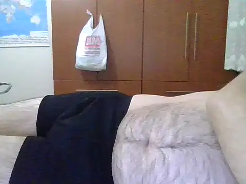 Snapshot of reallove78 chatting on September 30, 2025, 8:47 pm reallove78 online show from September 30, 2025, 8:47 pm