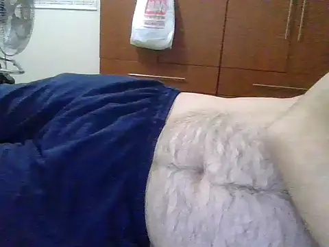 Snapshot of reallove78 chatting on October 2, 2025, 9:11 pm reallove78 online show from October 2, 2025, 9:11 pm