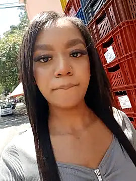 Kaylee D   online show from September 25, 2025, 4:00 pm