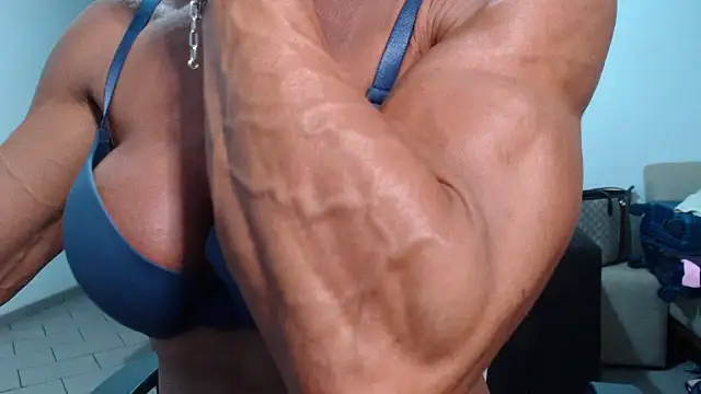 Stronggsexy online show from July 22, 2026, 3:20 am