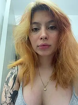 YunoRose  online show from November 23, 2025, 4:12 am