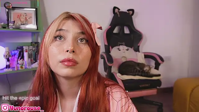 YunoRose  online show from December 18, 2025, 4:07 am