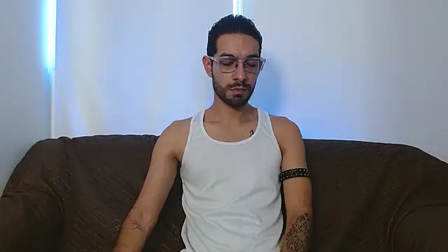 Snapshot of ReyPablo1 chatting on October 29, 2025, 10:22 pm ReyPablo1 online show from October 29, 2025, 10:22 pm