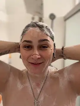 Alix Valentine online show from October 25, 2025, 8:36 pm