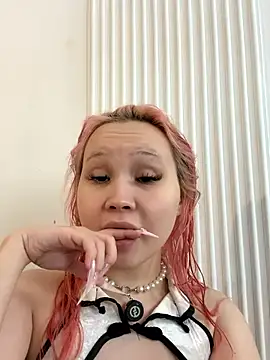 Snapshot of AsiaVegas chatting on November 16, 2025, 4:34 pm AsiaVegas online show from November 16, 2025, 4:34 pm