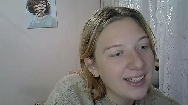 Lily Ember online show from October 1, 2025, 8:37 pm