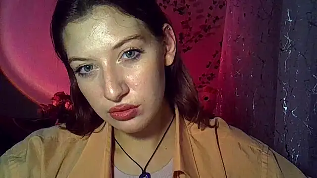 Snapshot of Lily_Ember chatting on November 7, 2025, 6:41 pm Lily Ember online show from November 7, 2025, 6:41 pm