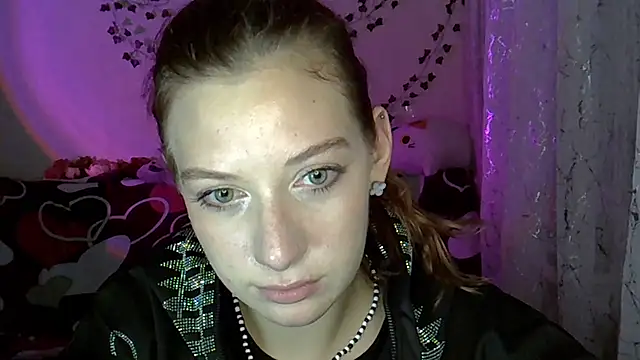 Snapshot of Lily_Ember chatting on November 21, 2025, 6:17 pm Lily Ember online show from November 21, 2025, 6:17 pm