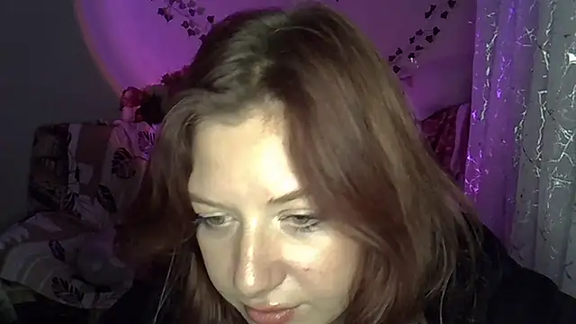 Snapshot of Lily_Ember chatting on November 28, 2025, 6:21 pm Lily Ember online show from November 28, 2025, 6:21 pm