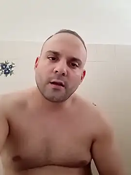 cazzoduroduro26 online show from May 7, 2026, 1:49 pm