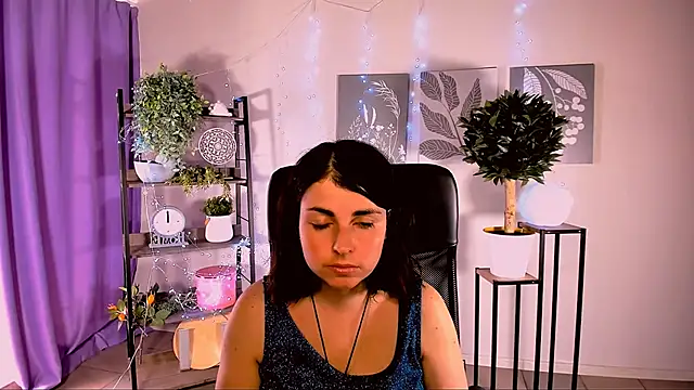 MartaEdams online show from June 4, 2026, 6:08 am