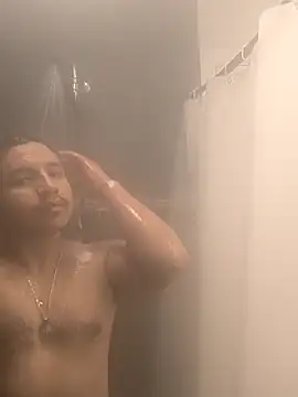 kSwisssxxx online show from December 19, 2025, 7:32 pm