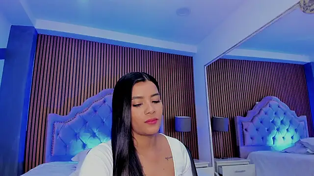 SelenaStonne online show from September 26, 2025, 8:57 pm