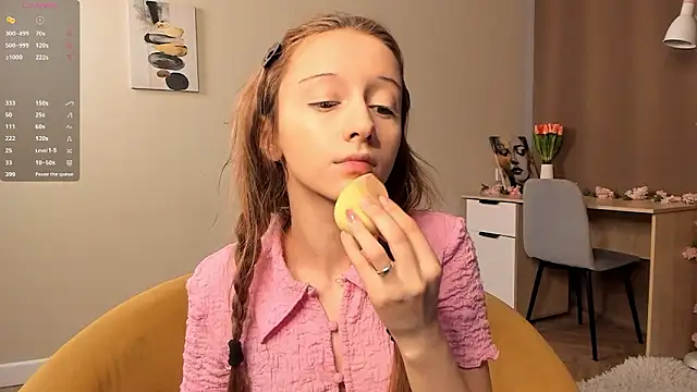 TaiteFairfield online show from March 5, 2026, 7:15 am