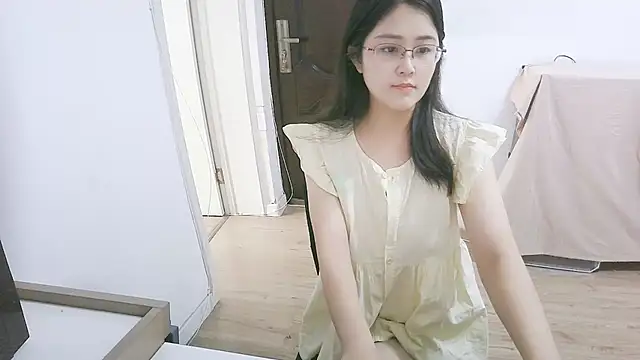 Snapshot of 98bunny chatting on July 1, 2026, 2:35 am 98bunny online show from July 1, 2026, 2:35 am