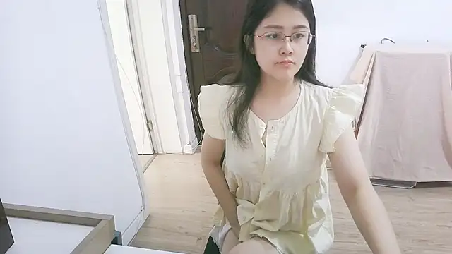 Snapshot of 98bunny chatting on July 2, 2026, 2:33 am 98bunny online show from July 2, 2026, 2:33 am