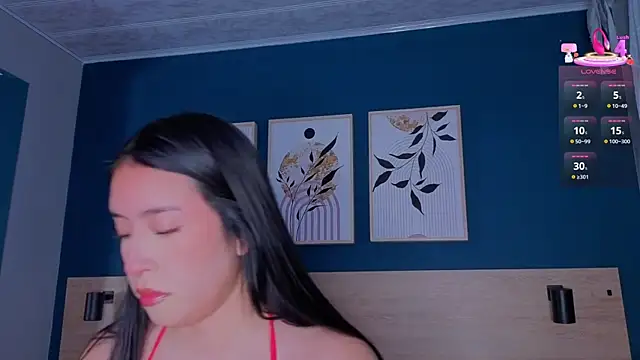 SarahMiler  online show from September 23, 2025, 12:52 pm