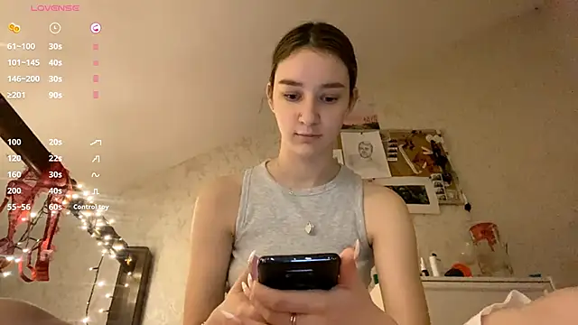 DanaCore online show from October 27, 2025, 5:28 pm